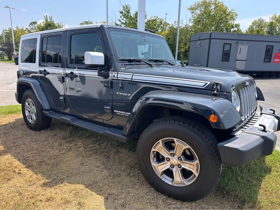 2017 Jeep JK Wrangler - Image 2 of 6