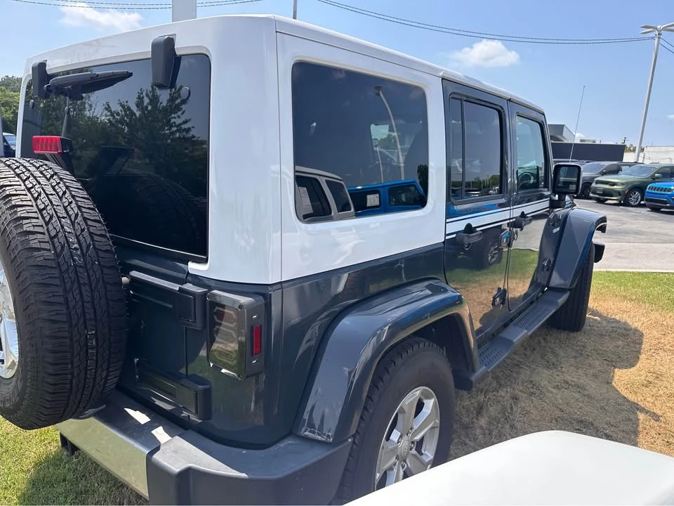 2017 Jeep JK Wrangler - Image 4 of 6