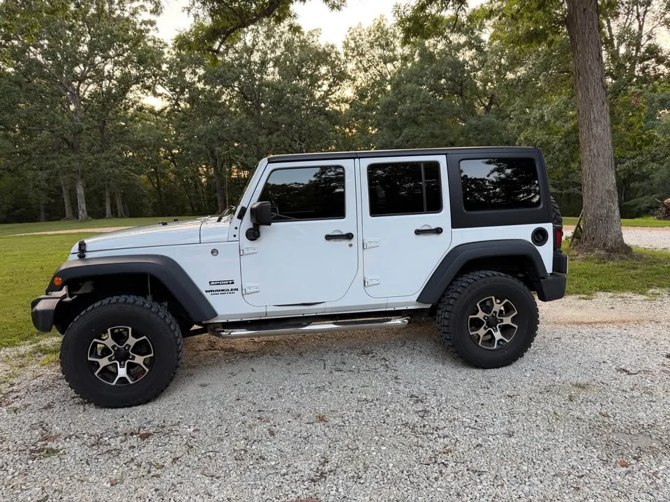 2017 Jeep JK Wrangler - Image 8 of 16