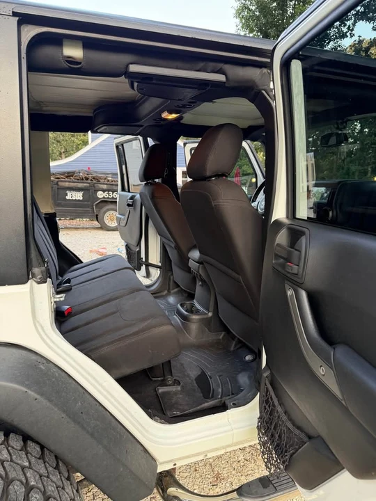 2017 Jeep JK Wrangler - Image 12 of 16