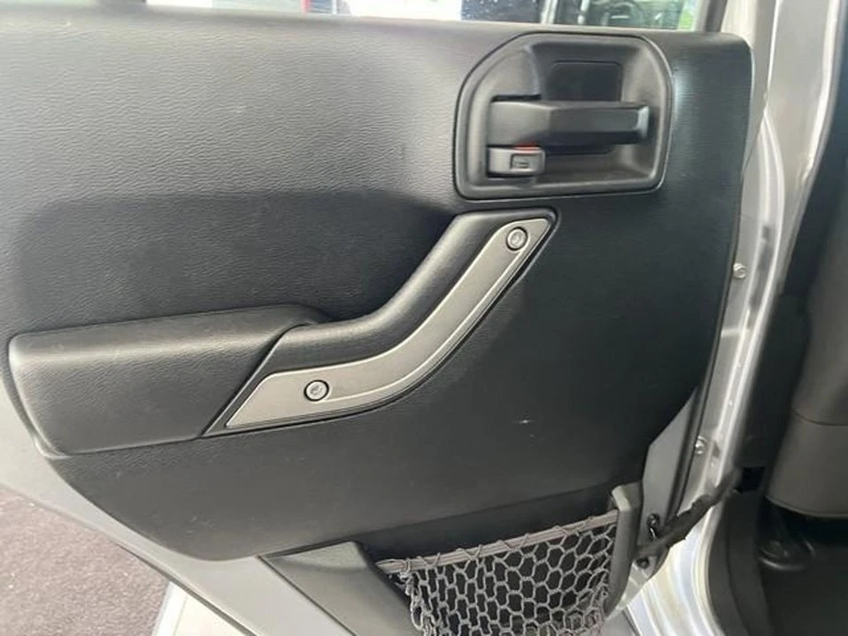 2017 Jeep JK Wrangler - Image 18 of 20