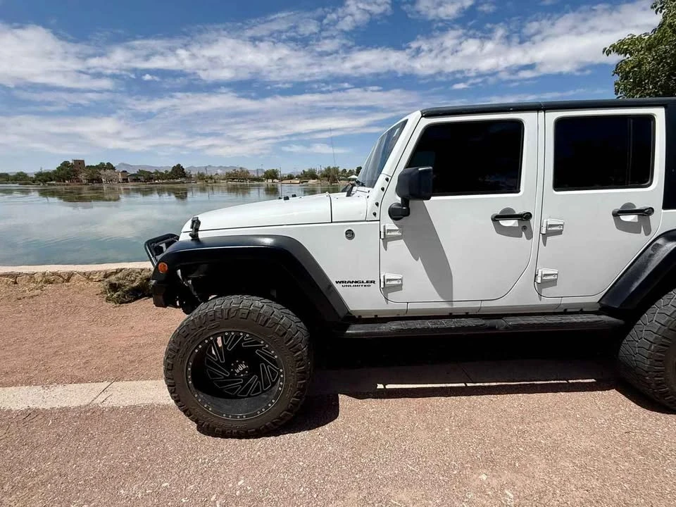 2017 Jeep JK Wrangler - Image 3 of 8
