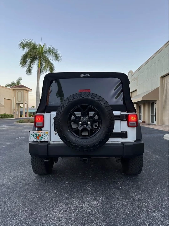 2017 Jeep JK Wrangler - Image 14 of 16