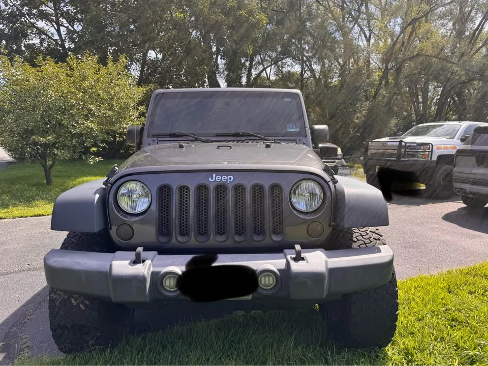 2017 Jeep JK Wrangler - Image 2 of 11