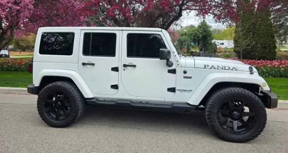 2017 Jeep JK Wrangler - Image 2 of 6