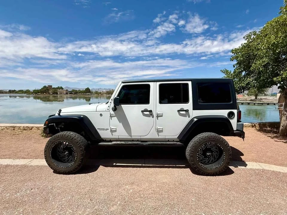 2017 Jeep JK Wrangler - Image 6 of 8