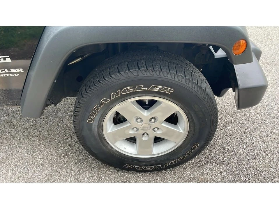 2017 Jeep JK Wrangler - Image 16 of 19