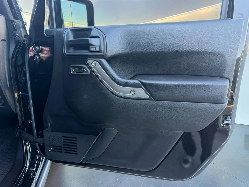 2017 Jeep JK Wrangler - Image 17 of 20