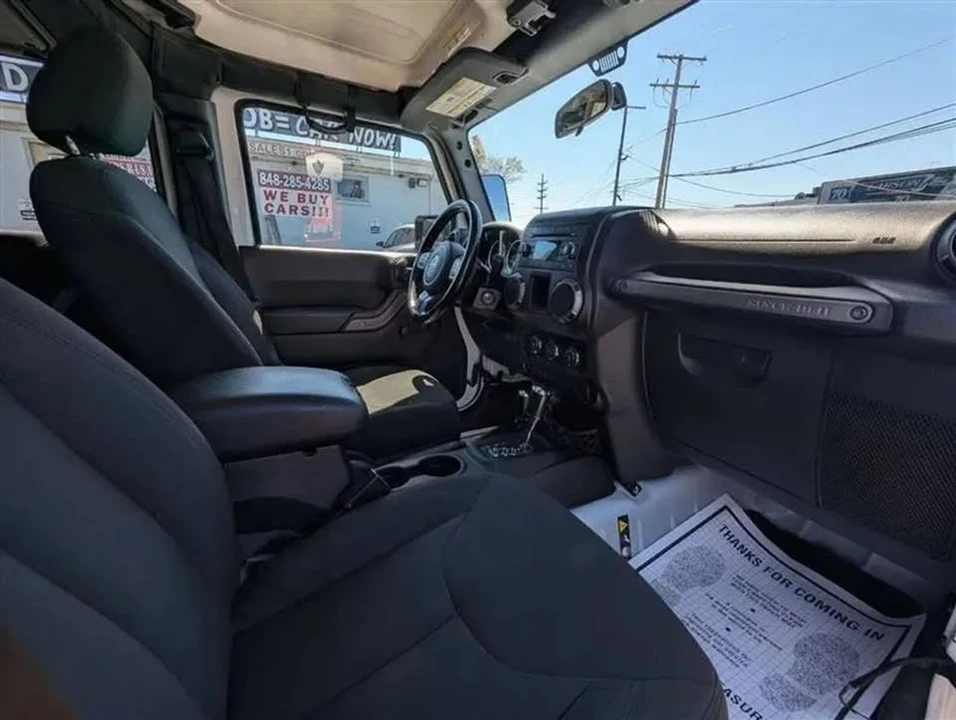 2017 Jeep JK Wrangler - Image 11 of 20