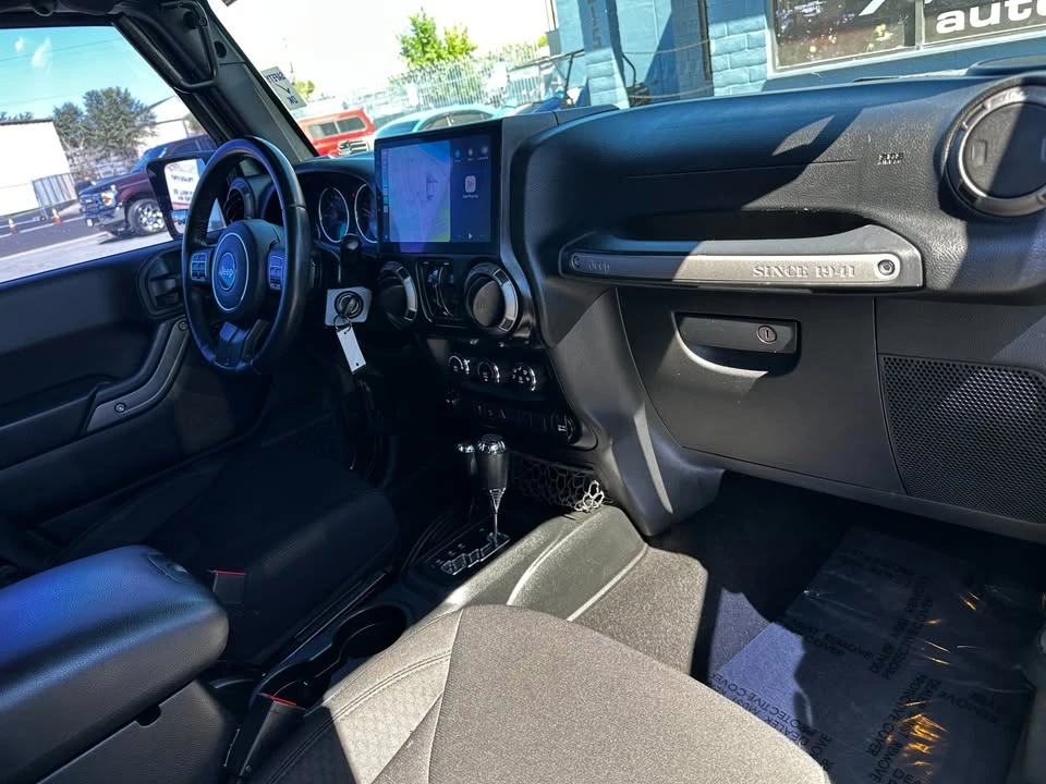 2017 Jeep JK Wrangler - Image 12 of 13
