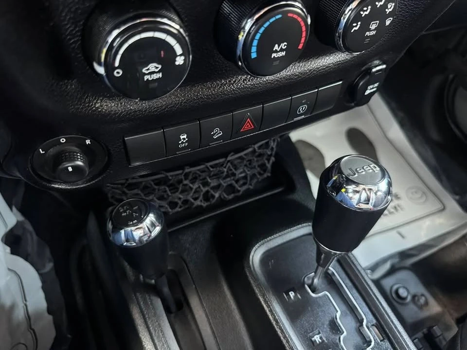 2017 Jeep JK Wrangler - Image 17 of 17