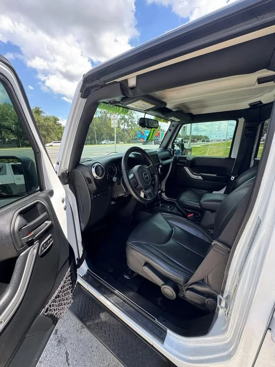 2017 Jeep JK Wrangler - Image 9 of 10