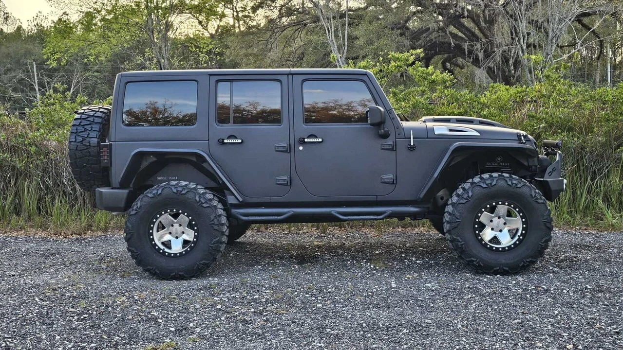 2017 Jeep JK Wrangler - Image 8 of 21