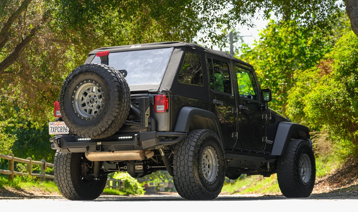 2017 Jeep JK Wrangler - Image 12 of 31