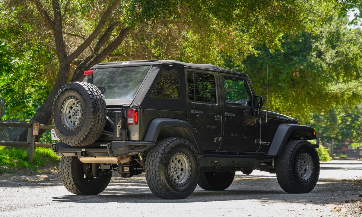 2017 Jeep JK Wrangler - Image 11 of 31