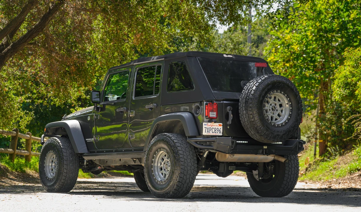 2017 Jeep JK Wrangler - Image 16 of 31