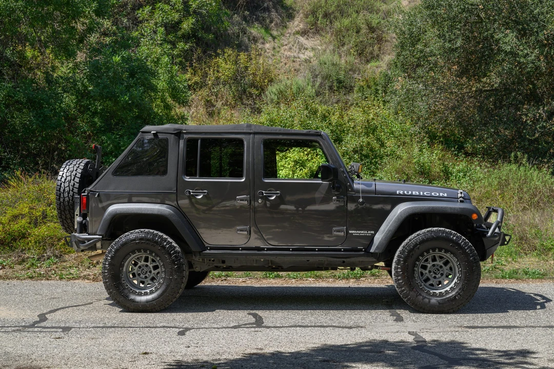 2017 Jeep JK Wrangler - Image 10 of 31