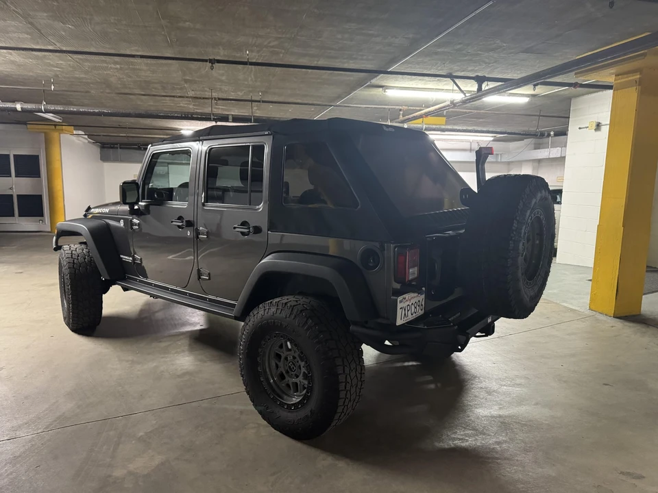 2017 Jeep JK Wrangler - Image 23 of 31