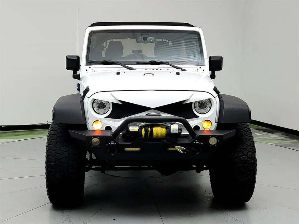 2017 Jeep JK Wrangler - Image 2 of 12