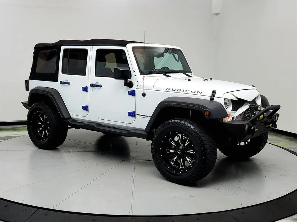 2017 Jeep JK Wrangler - Image 3 of 12