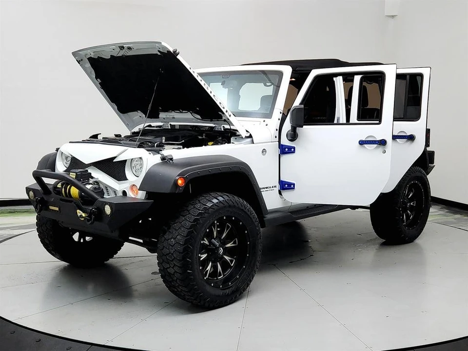 2017 Jeep JK Wrangler - Image 9 of 12