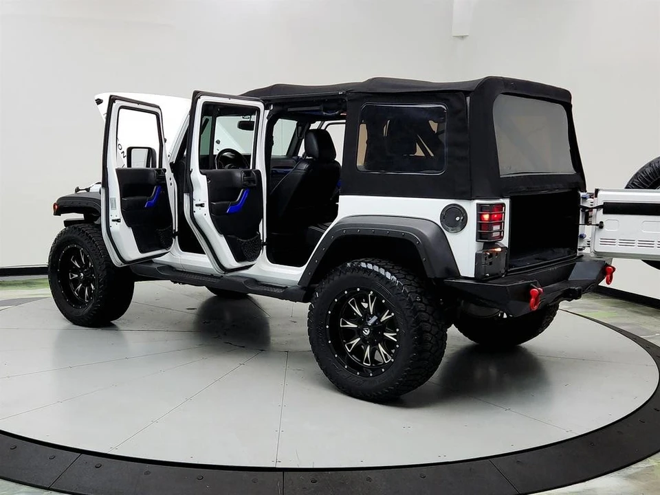 2017 Jeep JK Wrangler - Image 12 of 12