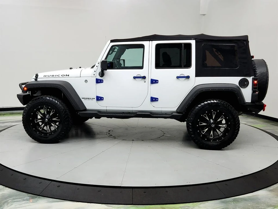 2017 Jeep JK Wrangler - Image 8 of 12