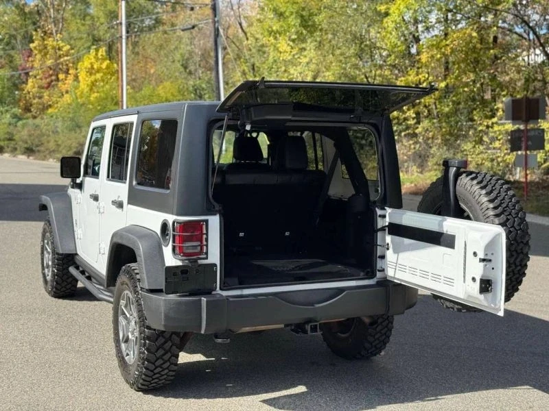 2017 Jeep JK Wrangler - Image 9 of 11