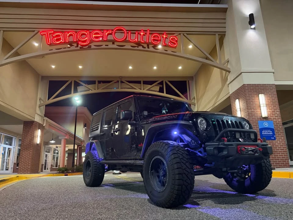 2017 Jeep JK Wrangler - Image 3 of 4