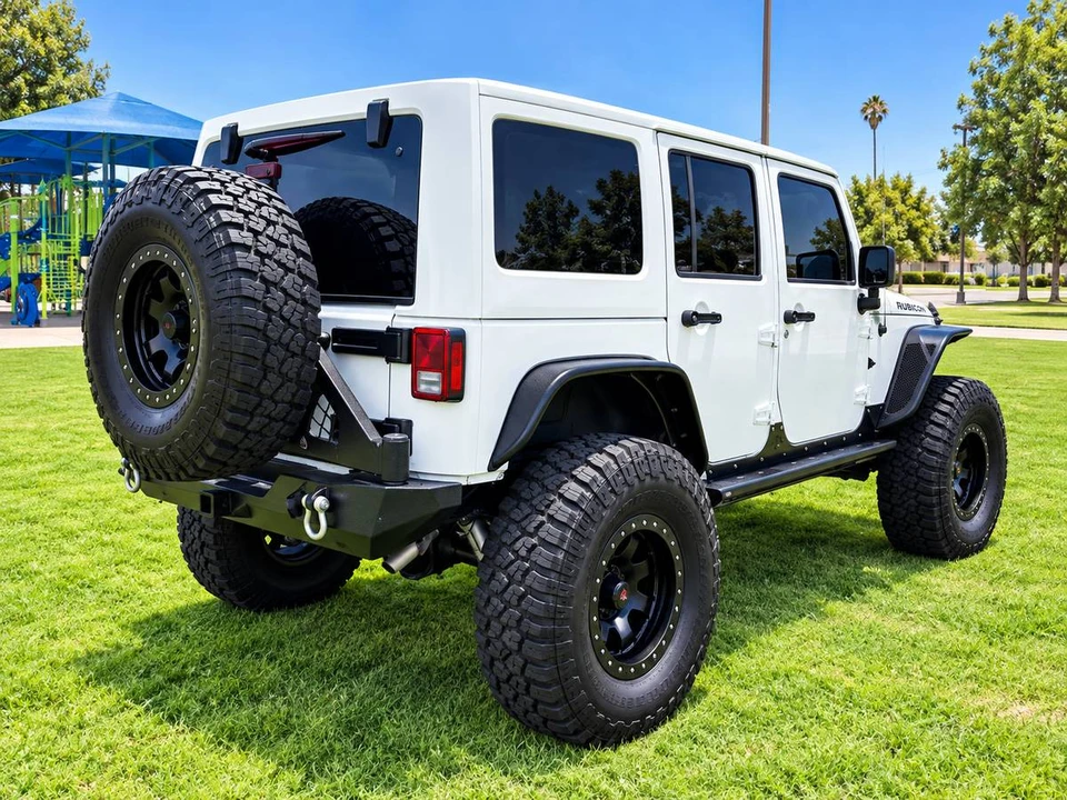 2017 Jeep JK Wrangler - Image 4 of 12