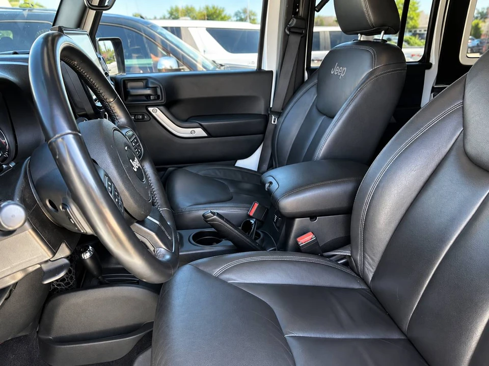 2017 Jeep JK Wrangler - Image 9 of 12