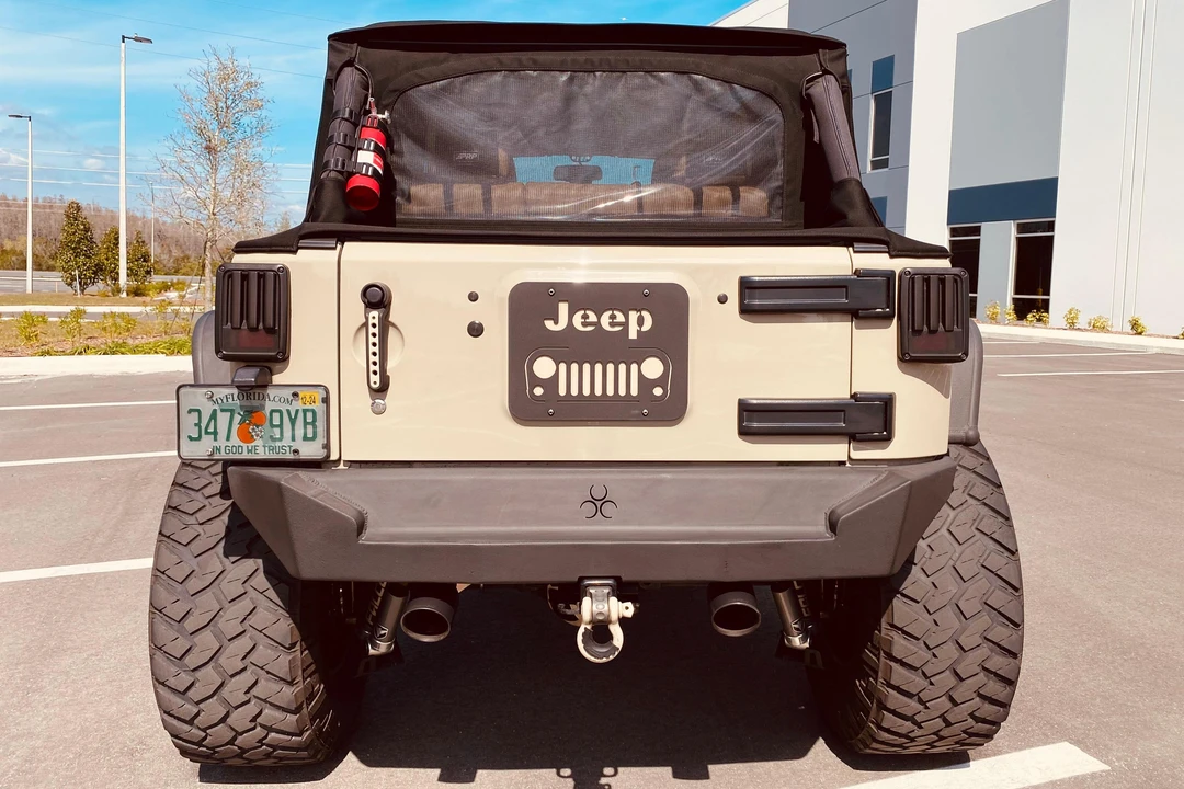 2017 Jeep JK Wrangler - Image 5 of 31