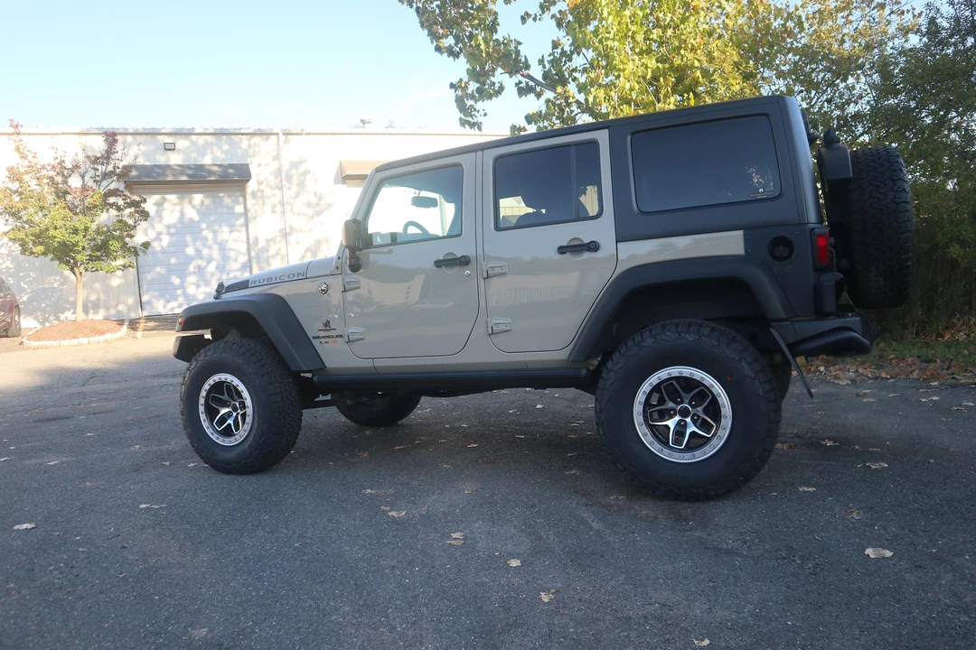2017 Jeep JK Wrangler - Image 14 of 31