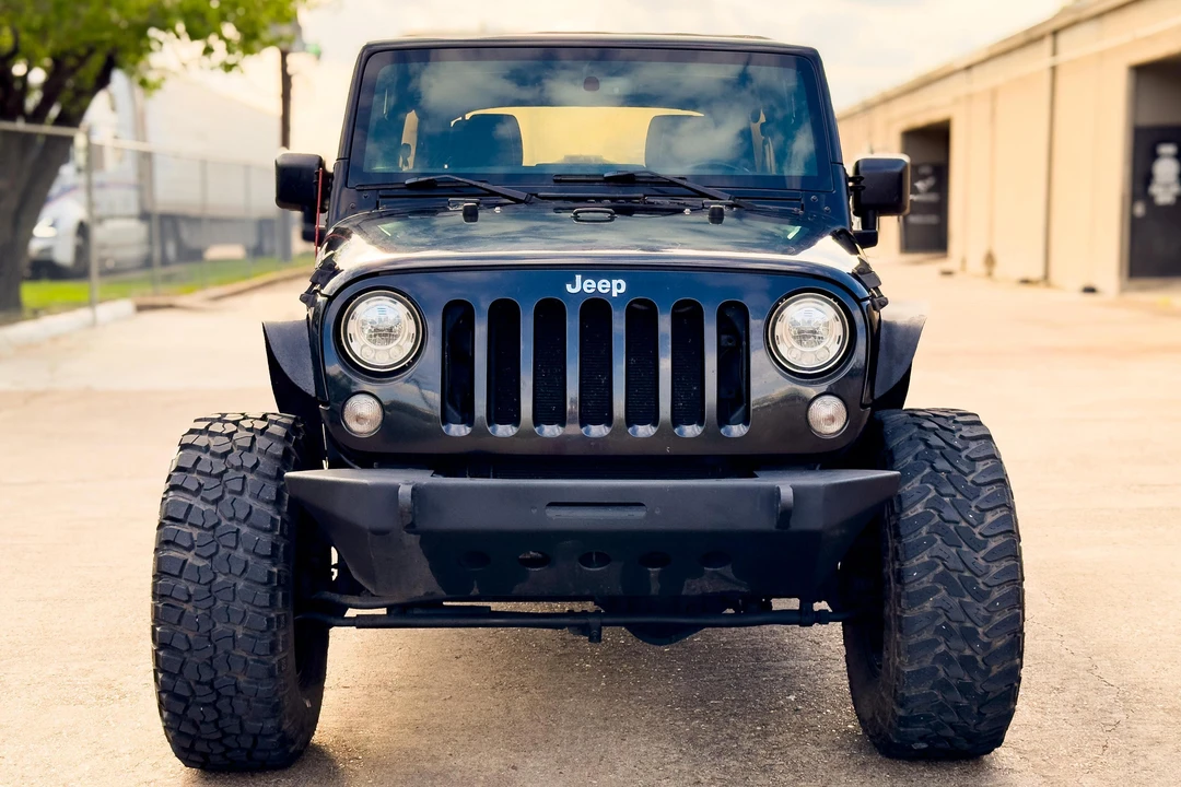 2017 Jeep JK Wrangler - Image 2 of 31