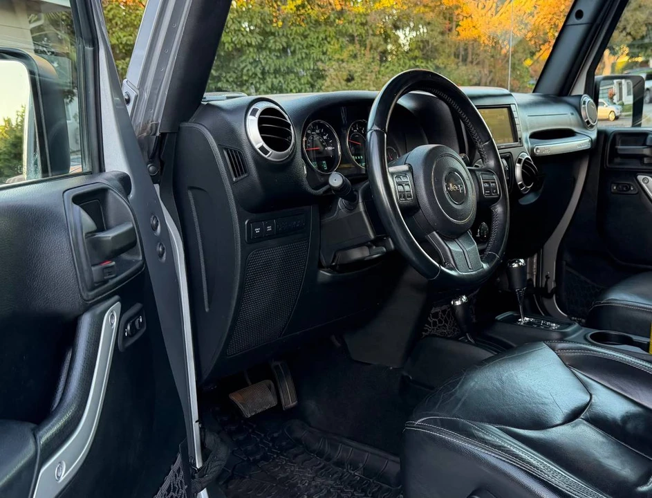 2017 Jeep JK Wrangler - Image 11 of 16