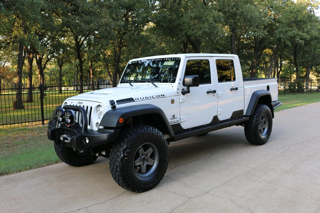 2017 Jeep JK Wrangler - Image 3 of 31