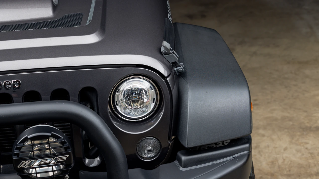 2017 Jeep JK Wrangler - Image 27 of 31