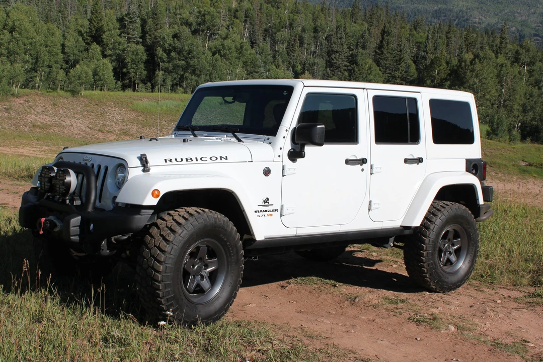 2017 Jeep JK Wrangler - Image 2 of 31