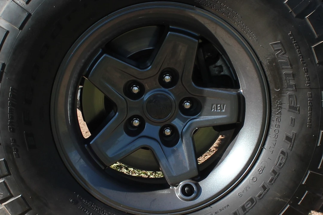 2017 Jeep JK Wrangler - Image 29 of 31