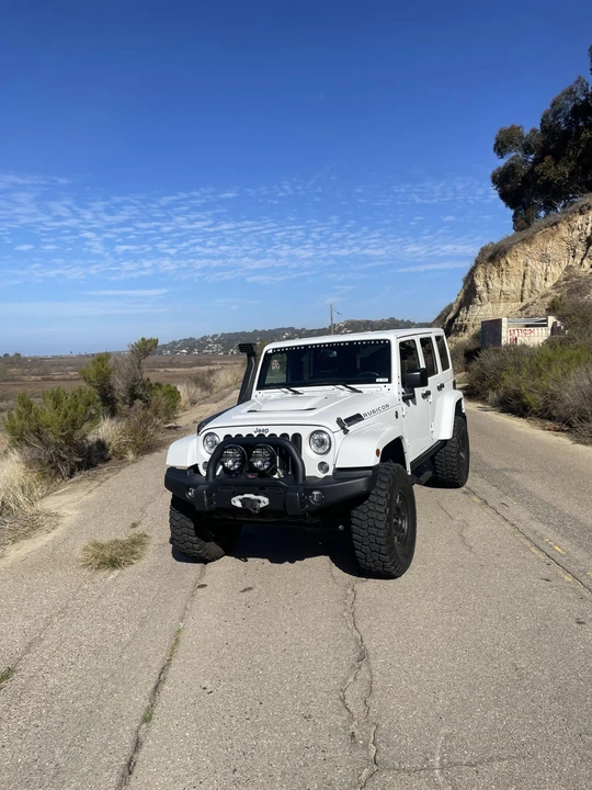 2017 Jeep JK Wrangler - Image 2 of 31