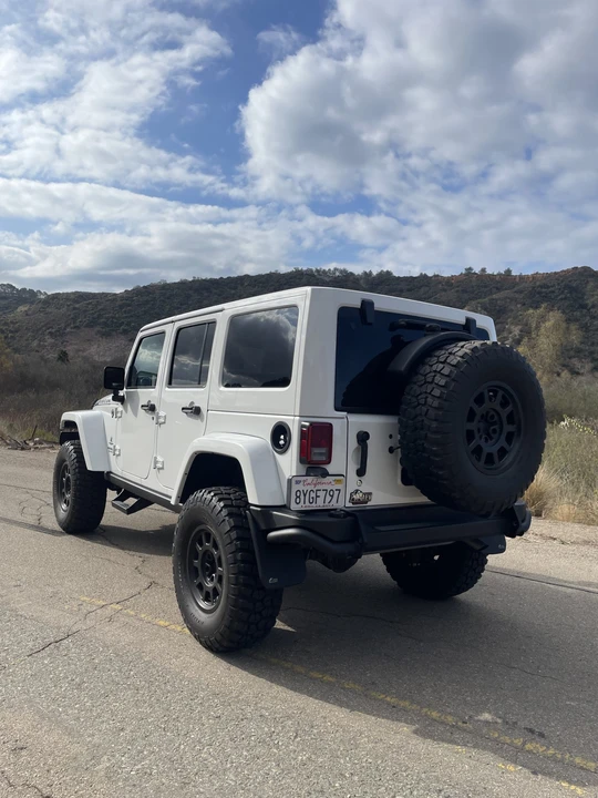 2017 Jeep JK Wrangler - Image 8 of 31
