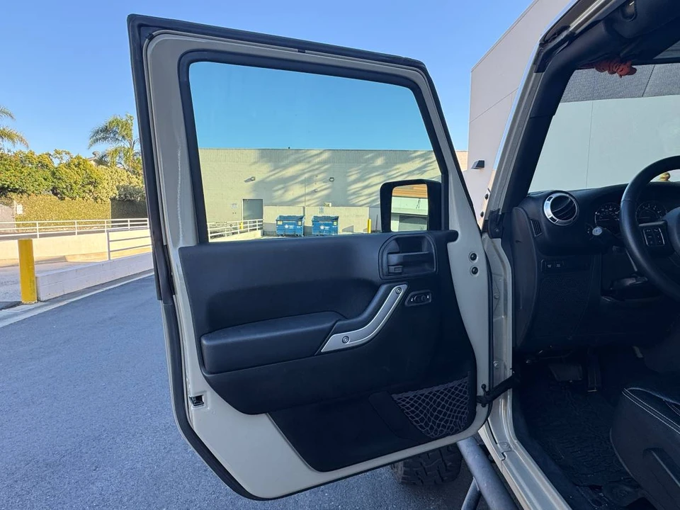 2017 Jeep JK Wrangler - Image 14 of 20