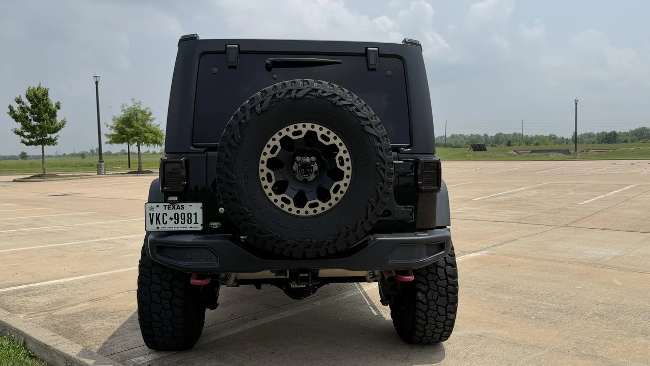 2017 Jeep JK Wrangler - Image 5 of 31
