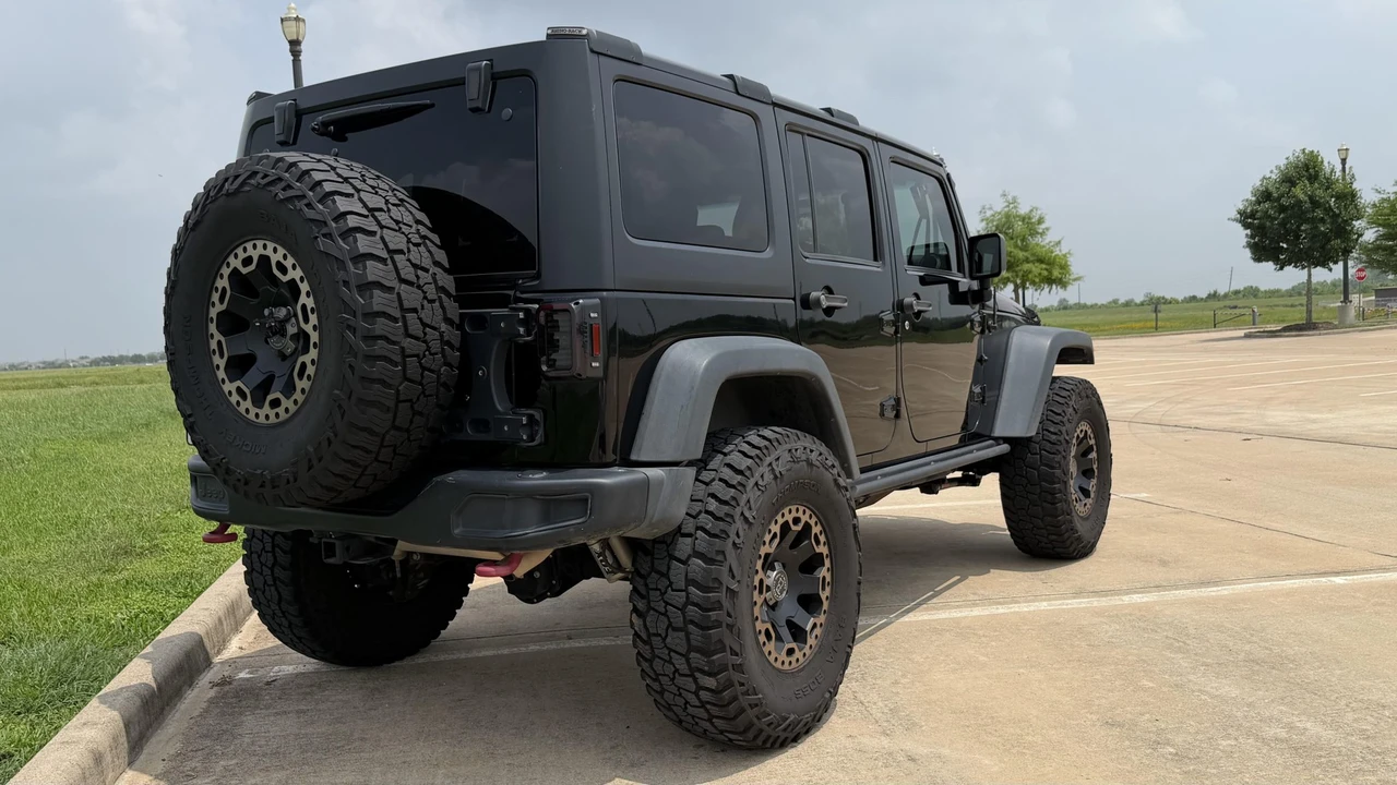 2017 Jeep JK Wrangler - Image 6 of 31