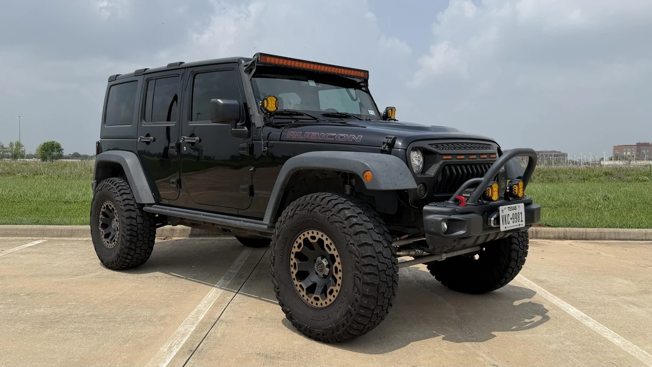 2017 Jeep JK Wrangler - Image 8 of 31