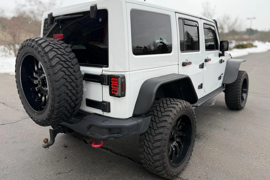 2017 Jeep JK Wrangler - Image 5 of 31
