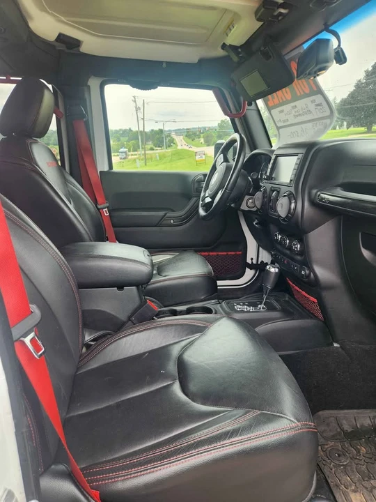 2017 Jeep JK Wrangler - Image 2 of 5