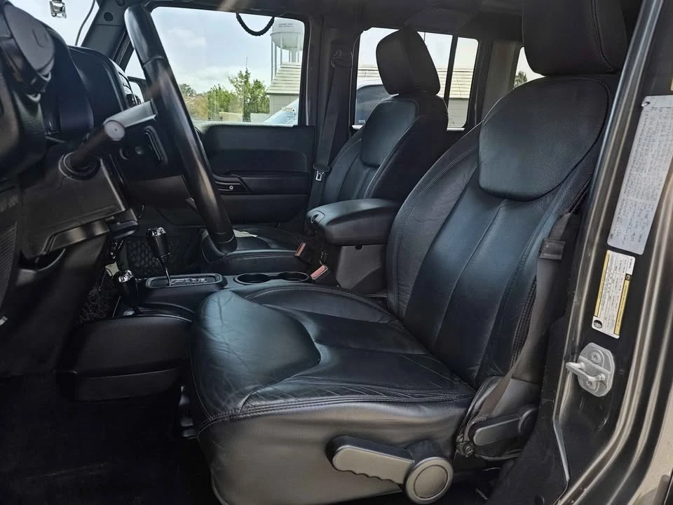 2017 Jeep JK Wrangler - Image 4 of 5