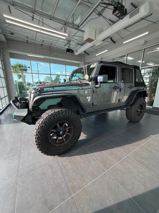 2017 Jeep JK Wrangler - Image 2 of 13