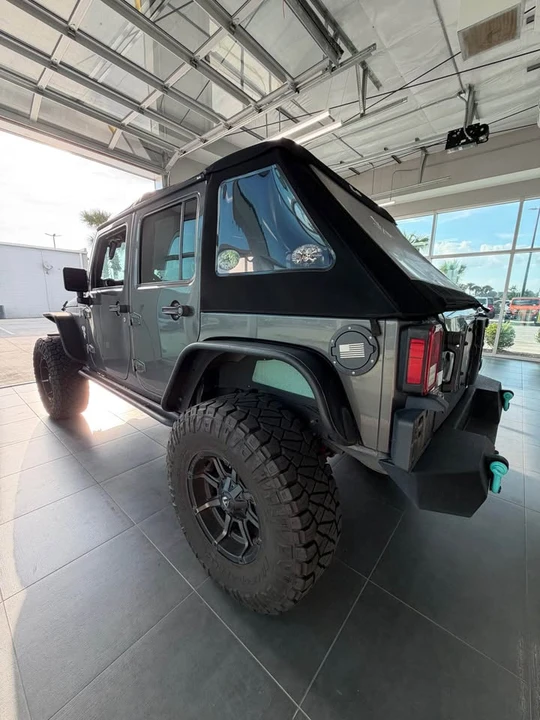 2017 Jeep JK Wrangler - Image 8 of 13